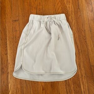 Lululemon on the fly skirt size 4